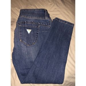 GUESS Skinny Jeans